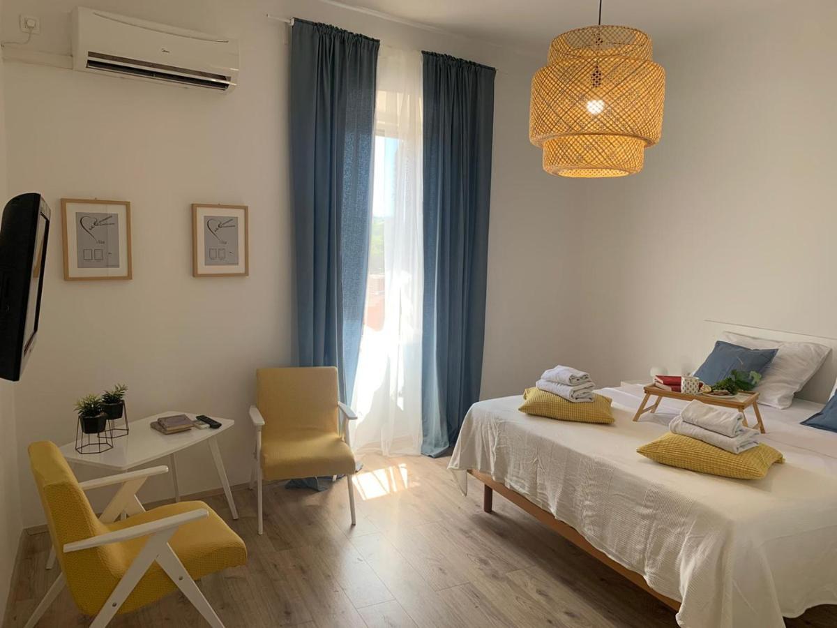 Ra City Garden Suite Pula Exterior photo